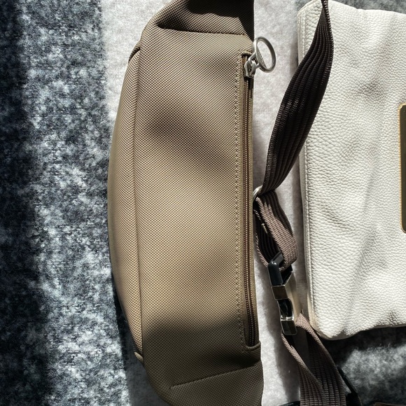 Lacoste Belt Bag - Picture 3 of 3